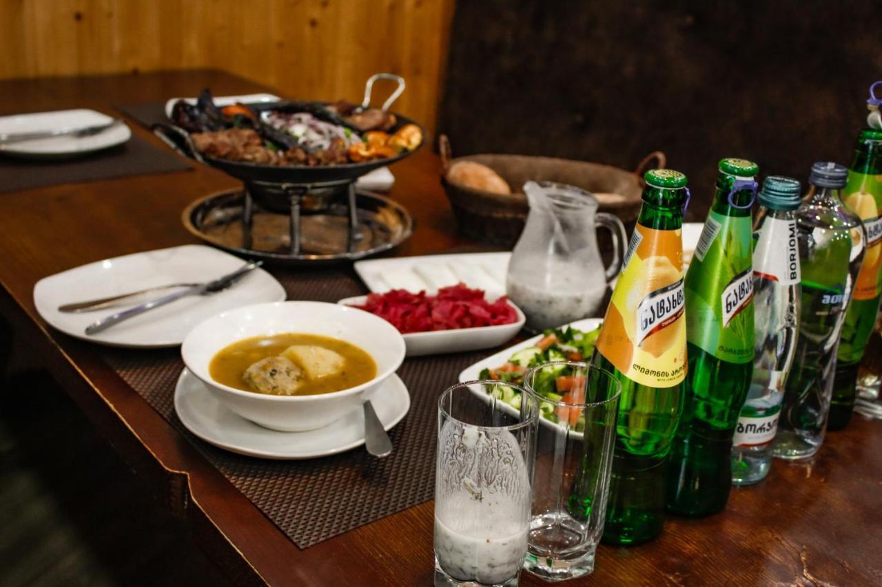 Отель Emeg And Restaurant *