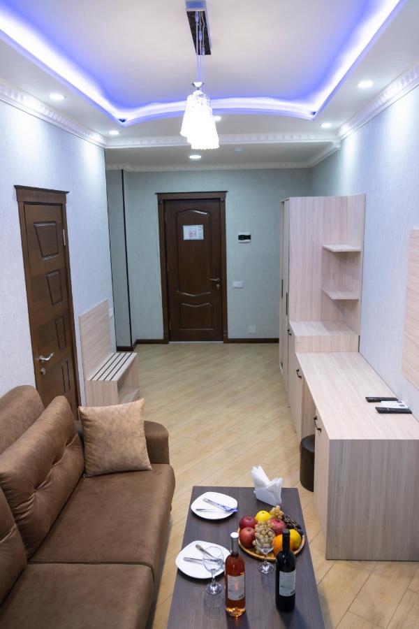 Emeg And Restaurant Отель Батуми